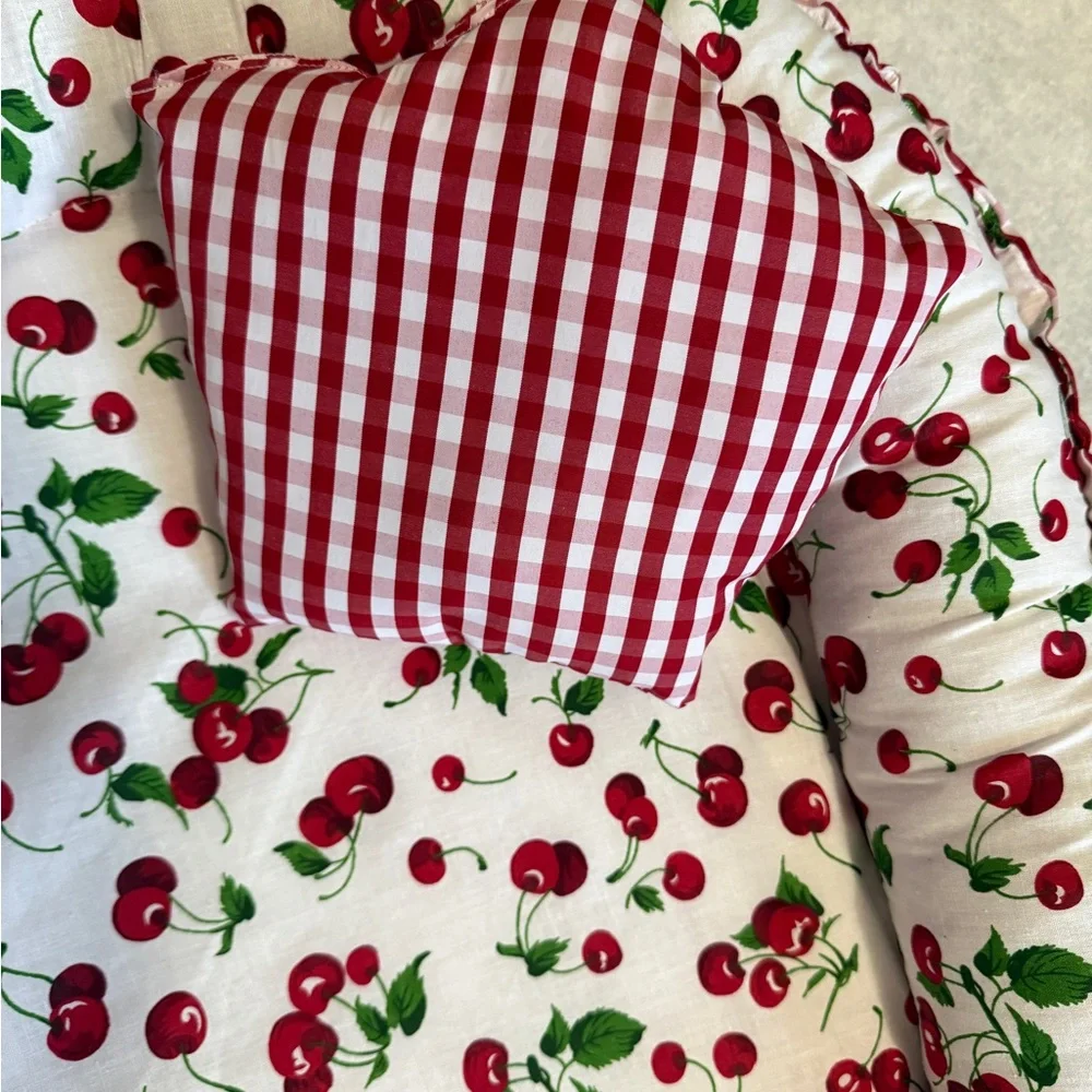 Hand crafted pet bed - Picture 4 of 4
